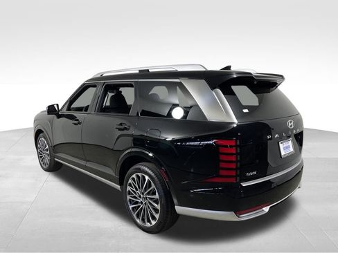New 2026 Hyundai Palisade Calligraphy FWD image 3