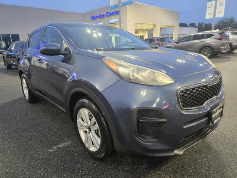 Used 2019 Kia Sportage LX FWD image 3