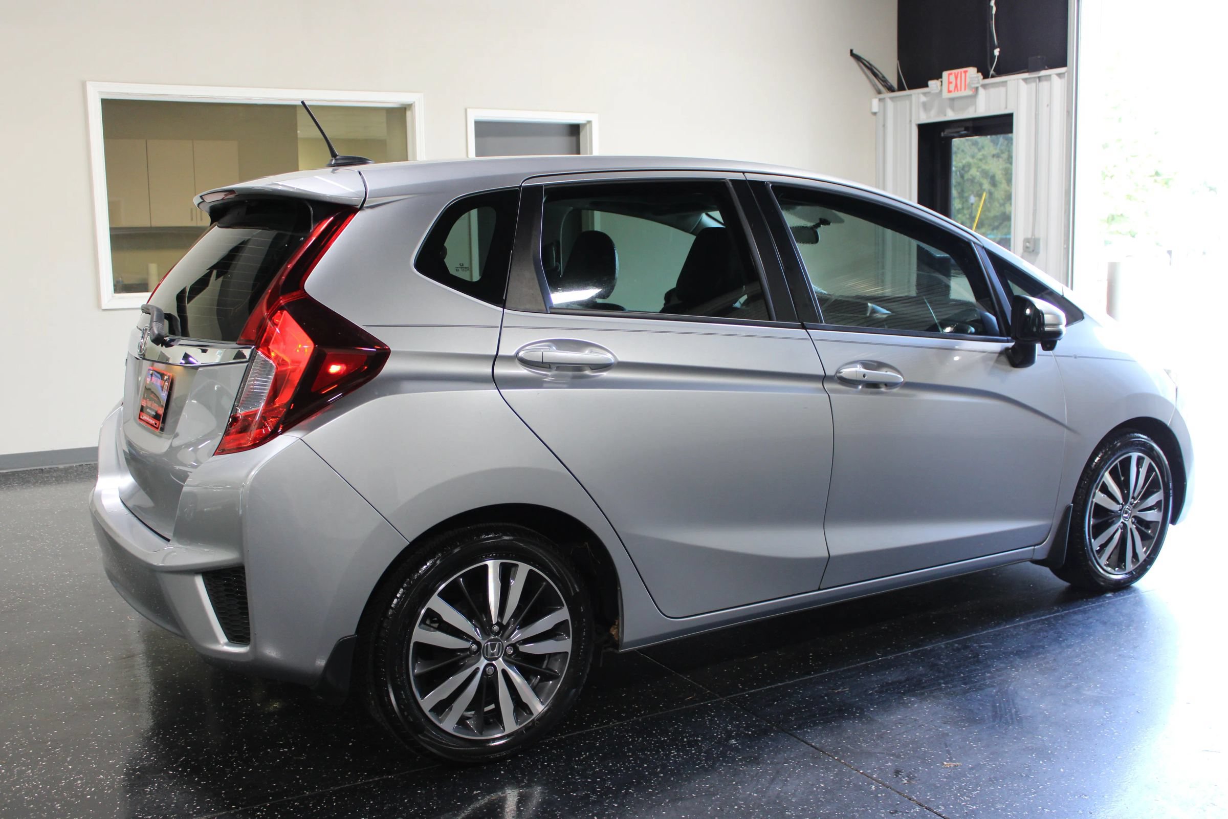 Used 2017 Honda Fit EX-L image 3