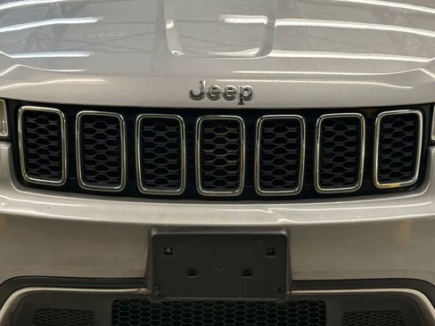 Used 2020 Jeep Grand Cherokee Limited image 5