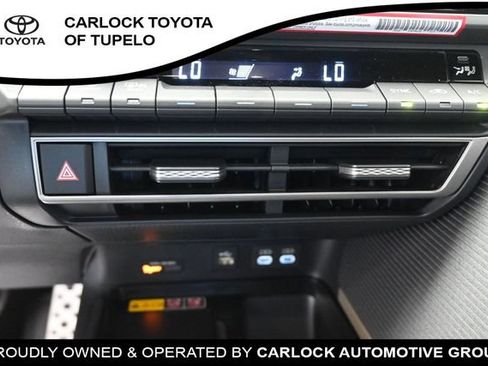 Used 2026 Toyota Camry SE w/ Convenience Package FWD image 14