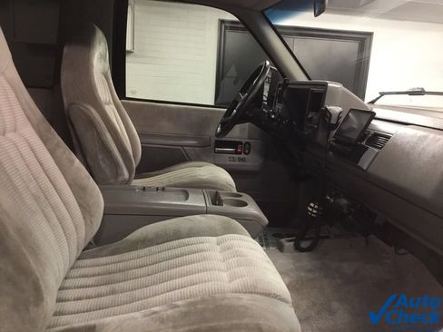 Used 1994 Chevrolet Blazer 4WD image 32
