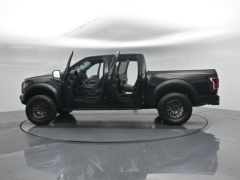 Used 2020 Ford F150 Raptor w/ Equipment Group 802A Luxury AWD/4WD image 39