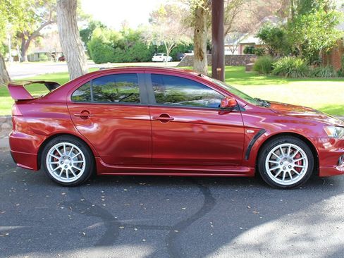Used 2008 Mitsubishi Lancer Evolution GSR image 3