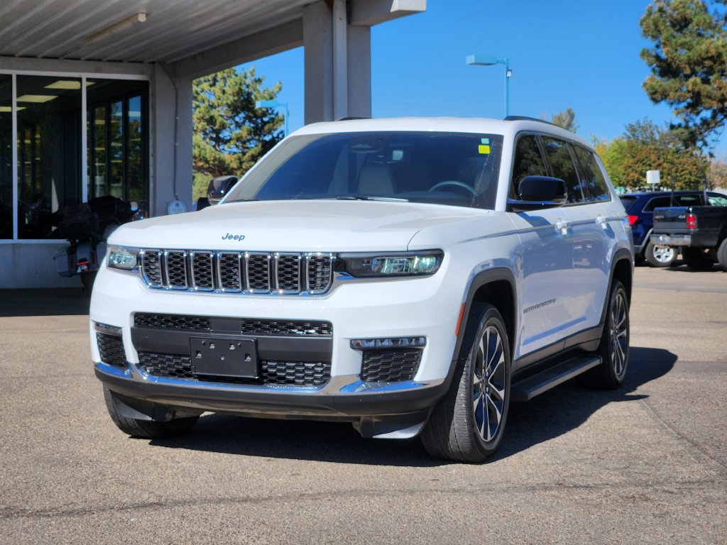 Used 2023 Jeep Grand Cherokee L Limited AWD/4WD image 4