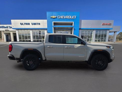 New 2026 GMC Canyon Elevation w/ Convenience Package RWD image 4