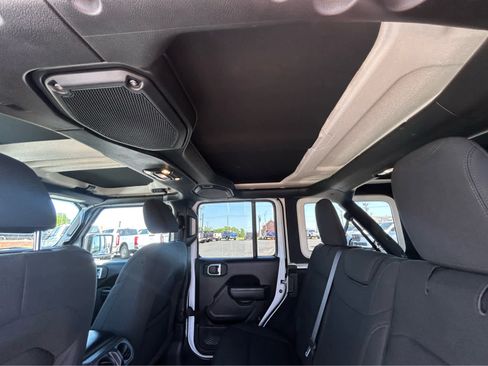 Used 2023 Jeep Wrangler Unlimited Sport AWD/4WD image 12