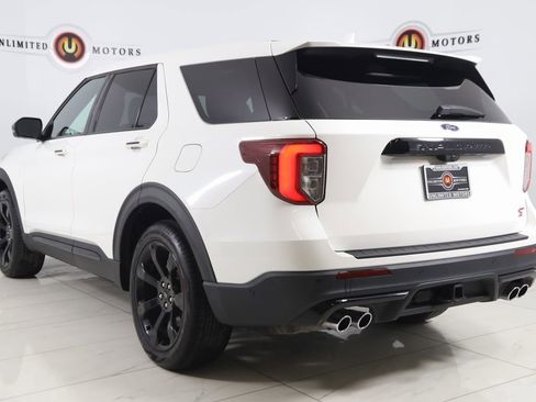 Used 2022 Ford Explorer ST w/ Equipment Group 401A image 4