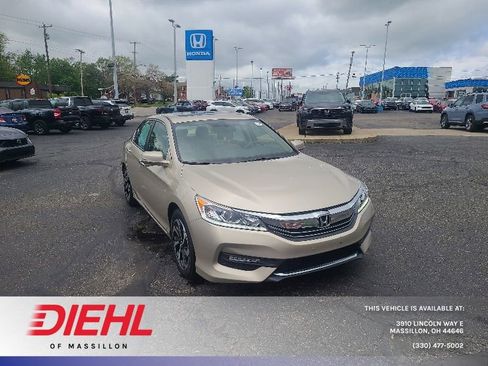 Used 2017 Honda Accord EX-L image 1