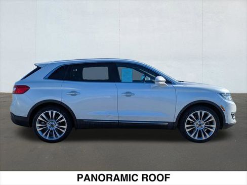 Used 2016 Lincoln MKX Reserve w/ Luxury Package image 6