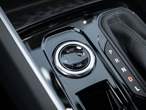 New 2026 Chevrolet Colorado W/T image 31