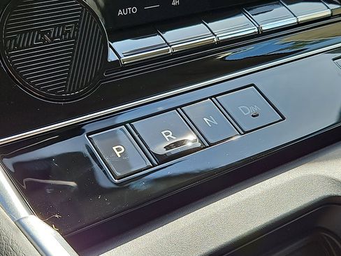 New 2026 Nissan Armada SV image 11