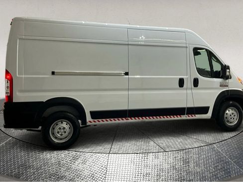 Used 2022 RAM ProMaster 2500 w/ Convenience Group image 8