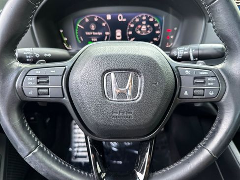 Used 2024 Honda Accord Sport image 11