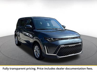 Used 2025 Kia Soul LX w/ LX Technology Package