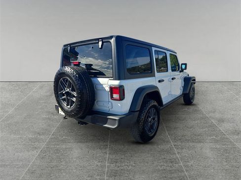 Used 2024 Jeep Wrangler Sport S image 3