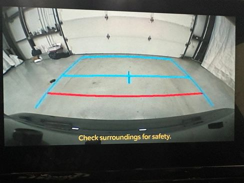 Used 2025 Toyota Corolla SE image 36