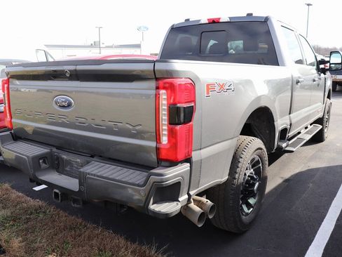 Used 2024 Ford F350 Lariat w/ Sport Appearance Package image 7