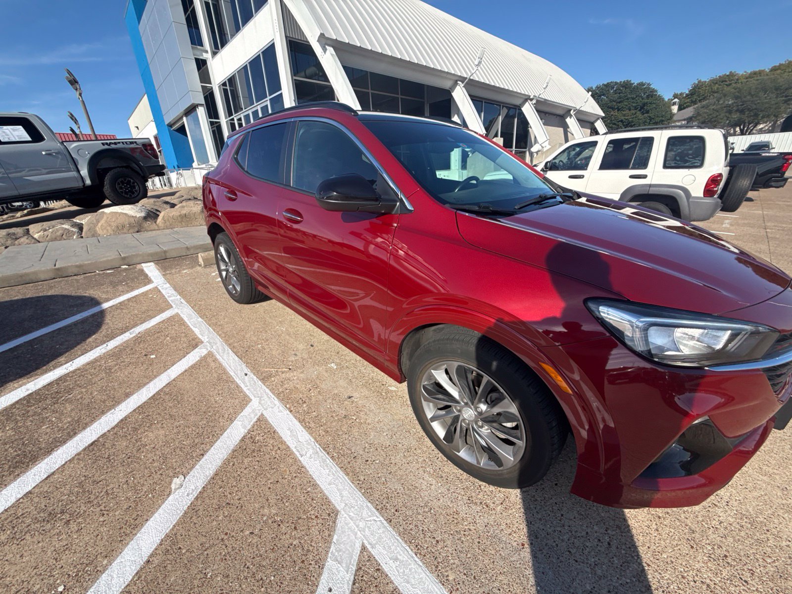 Used 2021 Buick Encore GX Select w/ Sport Touring Package FWD image 9