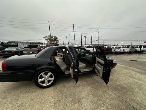 Used 2009 Mercury Grand Marquis LS image 17