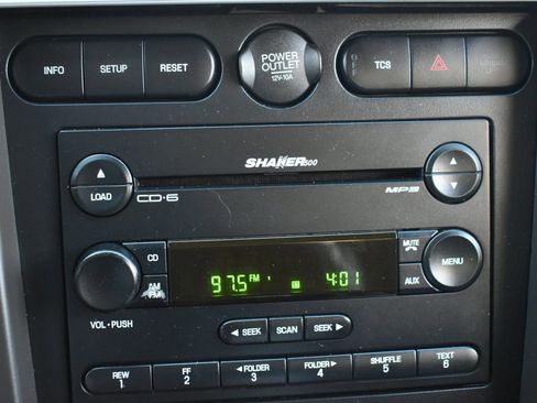 Used 2005 Ford Mustang GT image 28