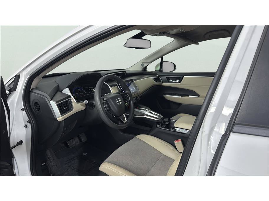 Used 2018 Honda Clarity Plug-In Hybrid image 9