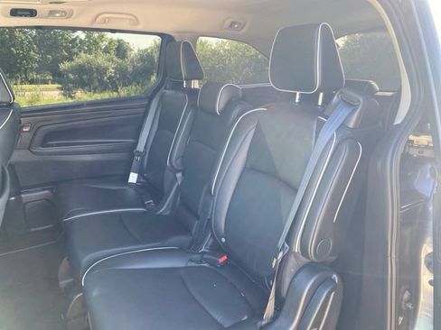 Used 2025 Honda Odyssey Touring image 17