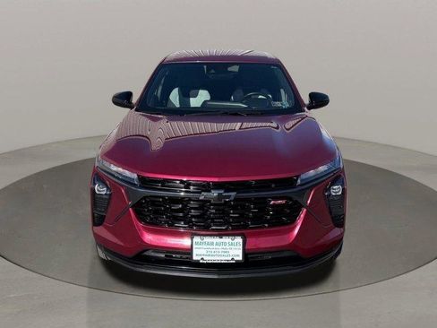 Used 2024 Chevrolet Trax RS FWD image 9