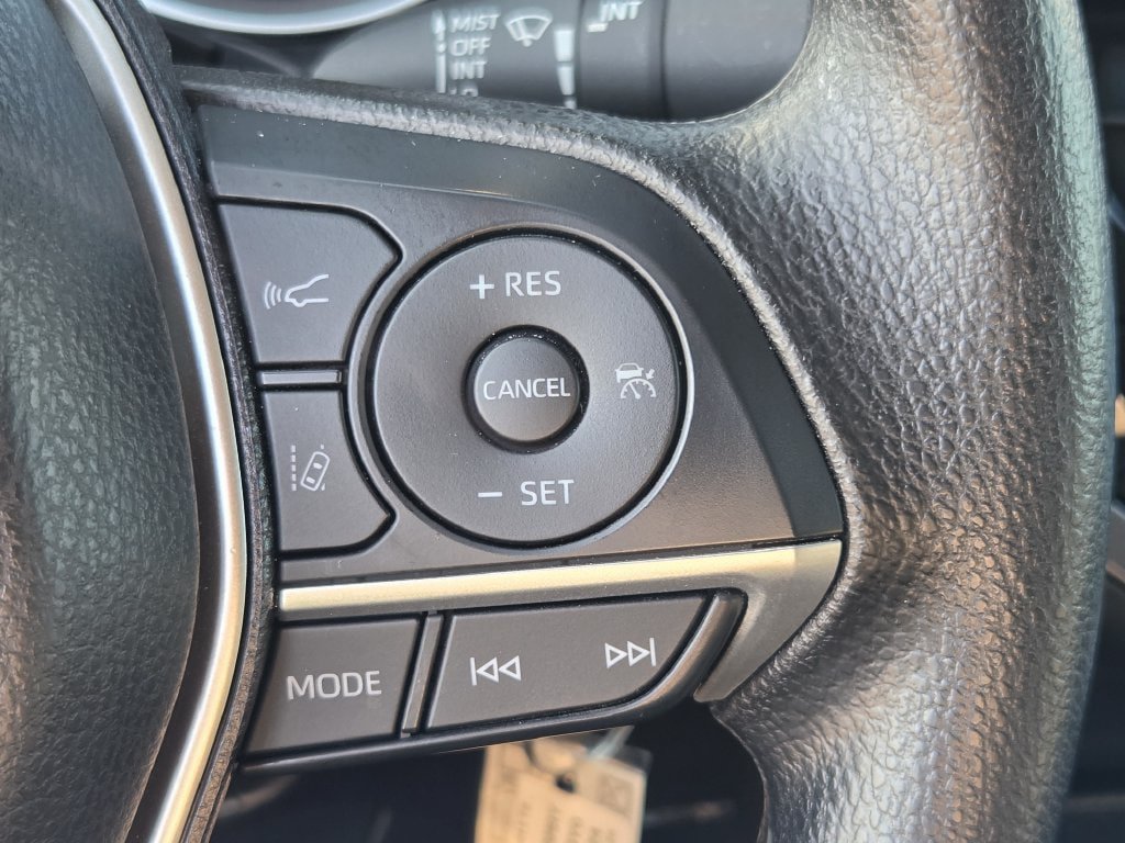 Used 2024 Toyota Camry LE FWD image 22
