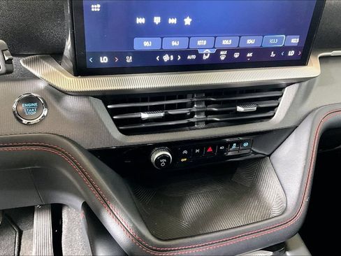 Used 2025 Ford Explorer ST-Line AWD/4WD image 25
