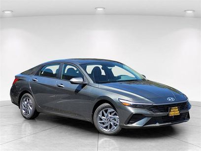 New 2025 Hyundai Elantra Blue