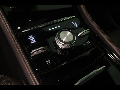 Used 2022 Jeep Grand Cherokee Summit image 16