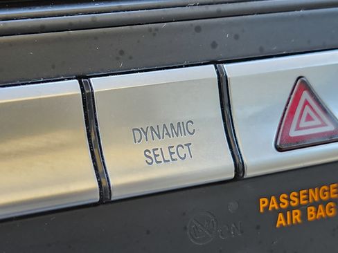 Used 2019 Mercedes-Benz GLA 250 4MATIC image 30