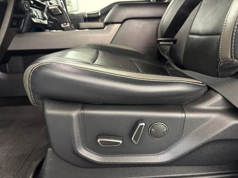 Used 2018 Ford F150 Raptor w/ Equipment Group 802A Luxury AWD/4WD image 26