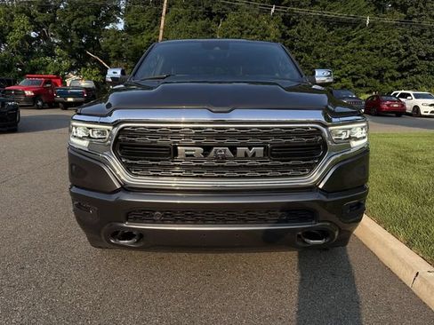 Used 2022 RAM 1500 Limited AWD/4WD image 3