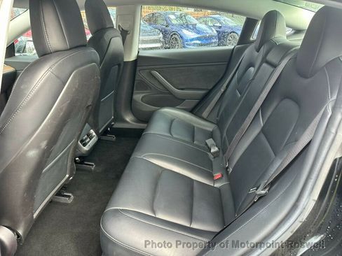 Used 2018 Tesla Model 3 Long Range image 16