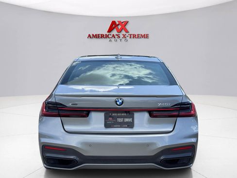 Used 2022 BMW 740i xDrive w/ M Sport Package AWD/4WD image 5