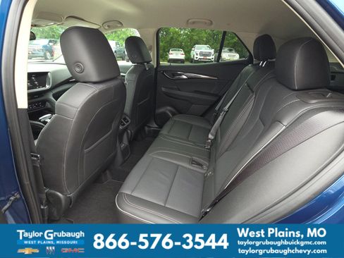 Used 2023 Buick Envision Essence FWD image 28