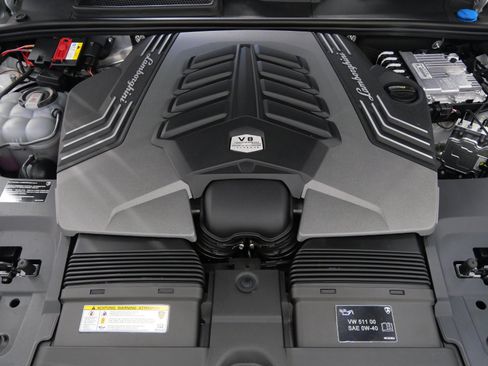 Used 2023 Lamborghini Urus S AWD/4WD image 12
