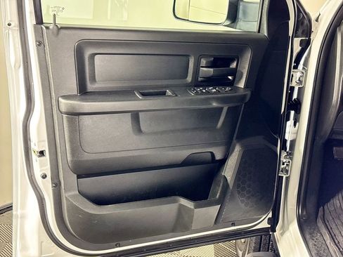 Used 2020 RAM 3500 Tradesman image 10