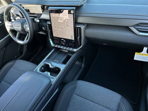 New 2026 GMC Acadia Elevation AWD/4WD image 29