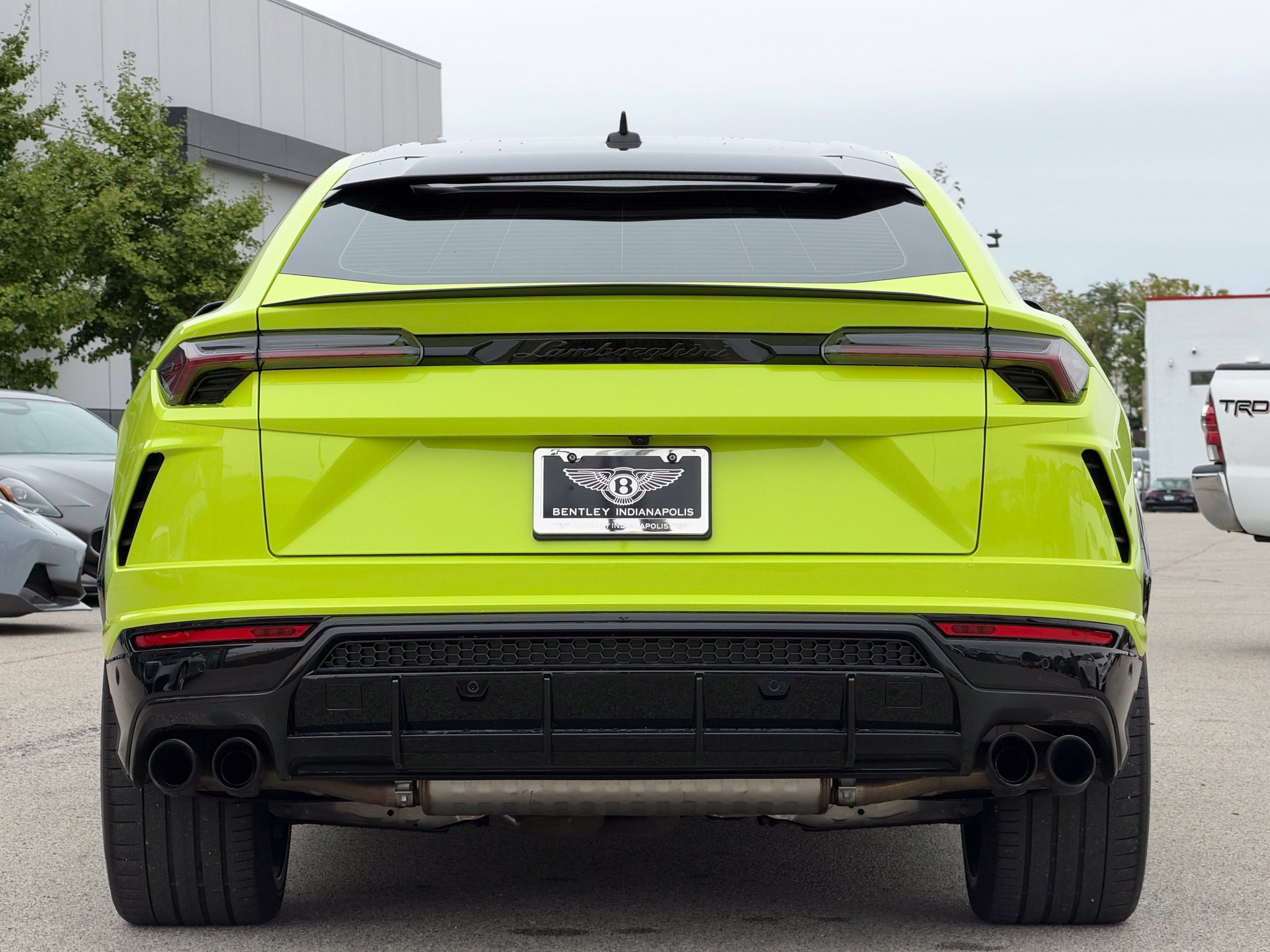 Used 2022 Lamborghini Urus AWD/4WD image 8