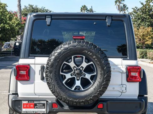 Used 2021 Jeep Wrangler Unlimited Rubicon w/ Safety Group AWD/4WD image 6