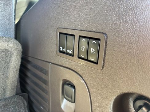 Used 2016 Chevrolet Tahoe LTZ image 20