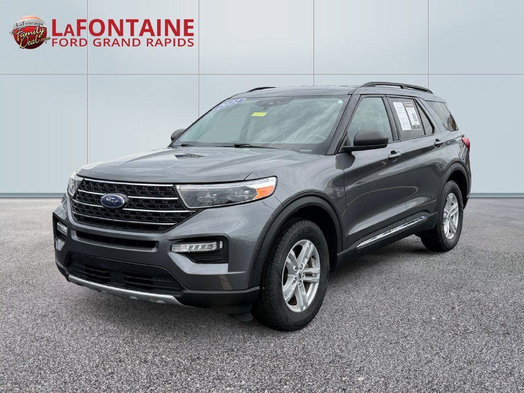 Used 2021 Ford Explorer XLT w/ Equipment Group 202A AWD/4WD image 1