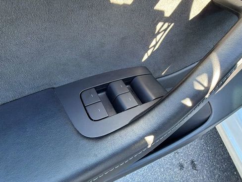 Used 2023 Tesla Model 3 Standard Range image 19