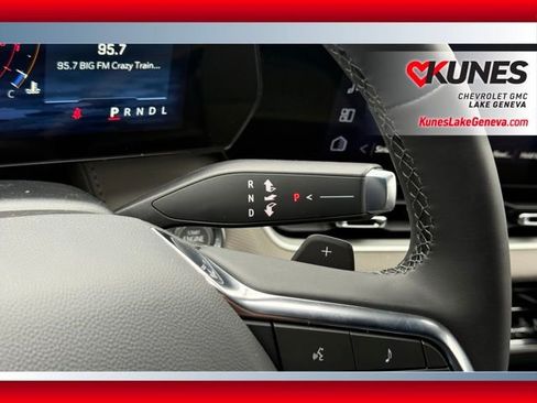 New 2026 Chevrolet Equinox LT w/ Convenience Package II AWD/4WD image 43