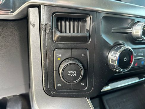 Used 2022 Ford F150 Lariat image 25