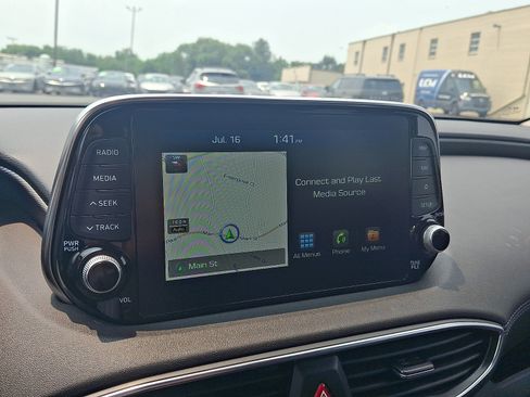 Used 2020 Hyundai Santa Fe Limited FWD image 17