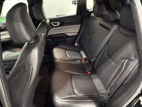 Used 2024 Jeep Compass Limited image 22